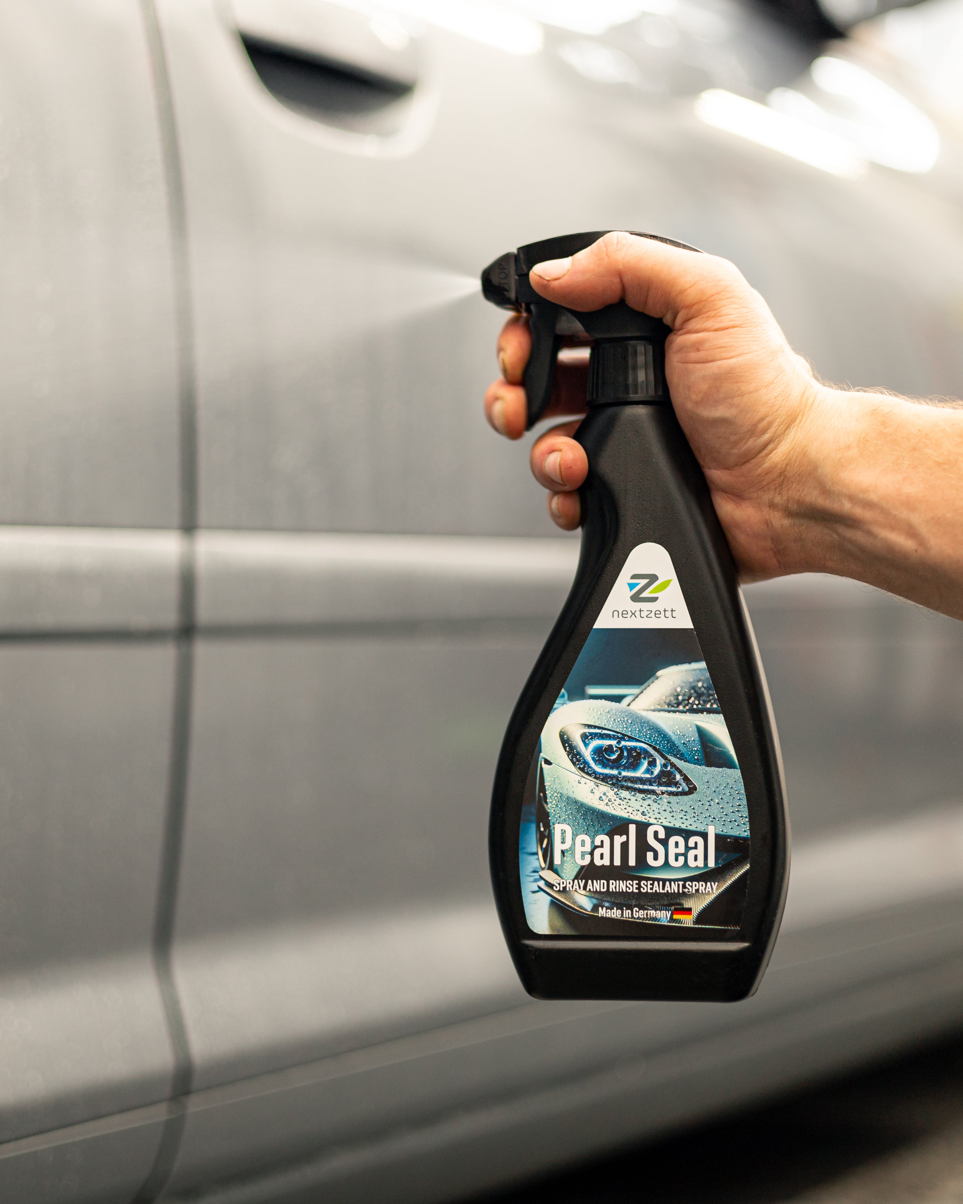 Polymer vs. SiO2 Sprays: Understanding the Difference