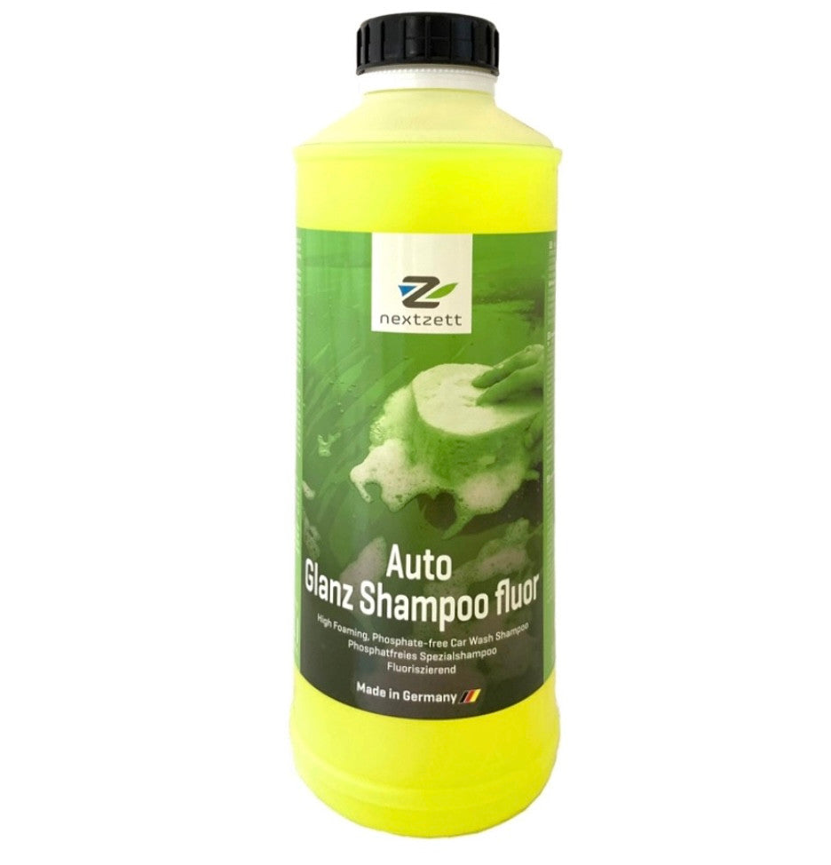 Microfiber Applicator with Plastic Barrier for Car Detailing