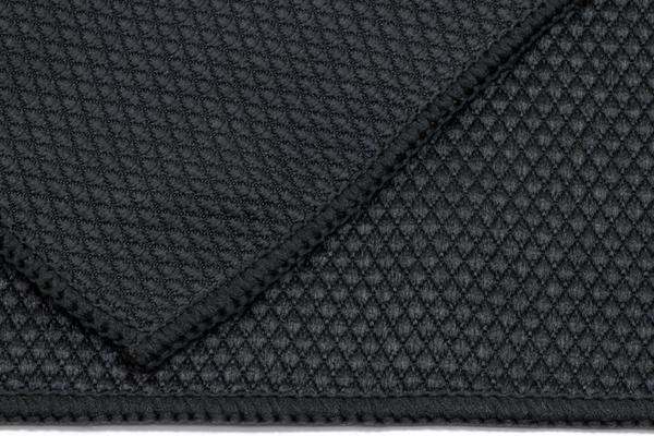 Ultra Glass and Mirror Microfiber Cleaning Cloth, 300 GSM (16 x 16 in), close up diamond stitching