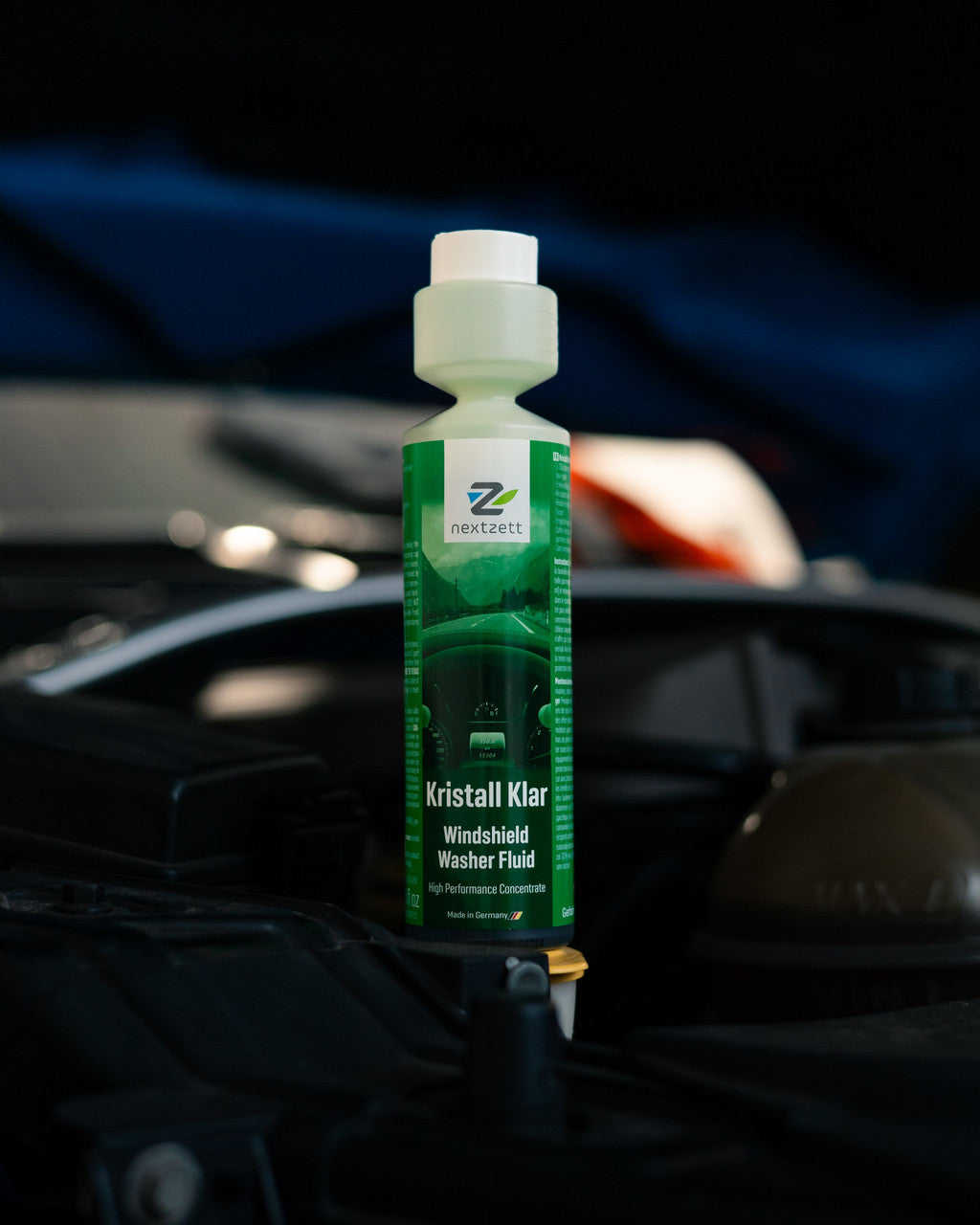 nextzett Kristall Klar Windshield Washer Fluid Concentrate for a clean, streak-free windshield