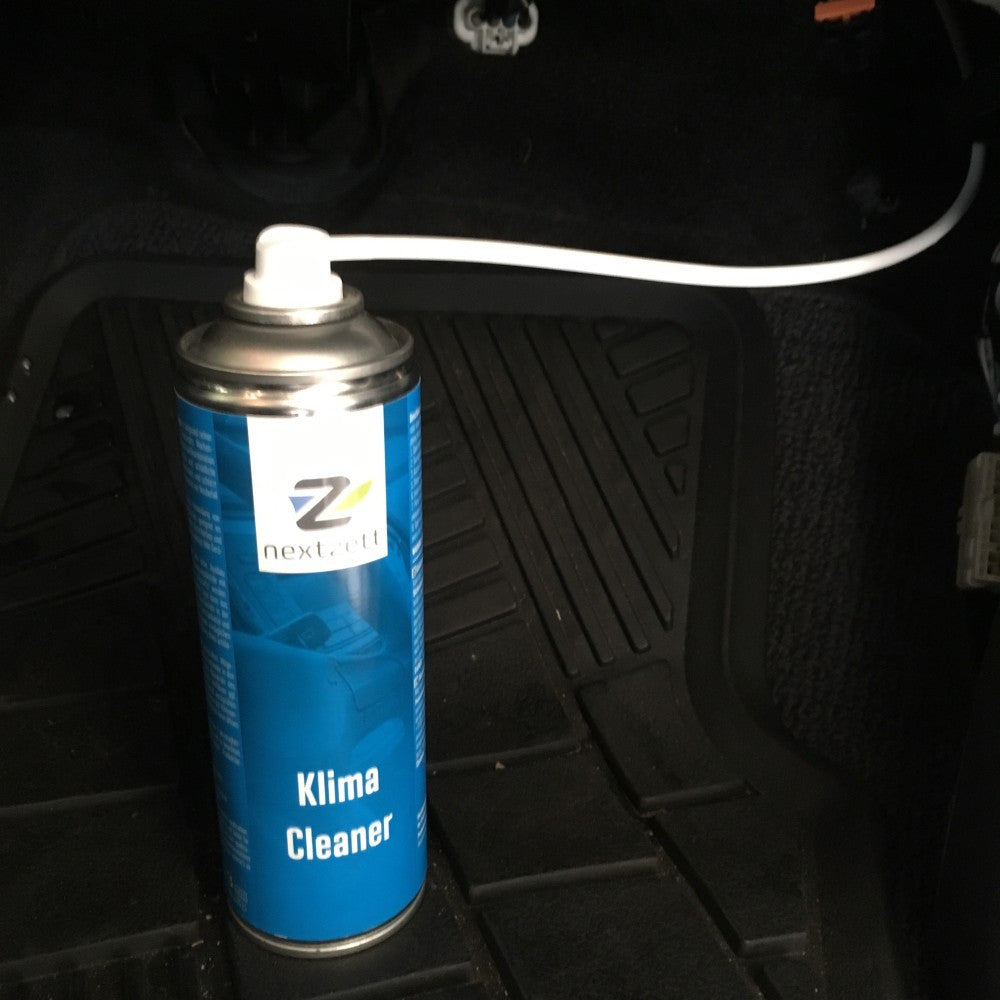 Klima Cleaner Pro with application tube insert into main duct