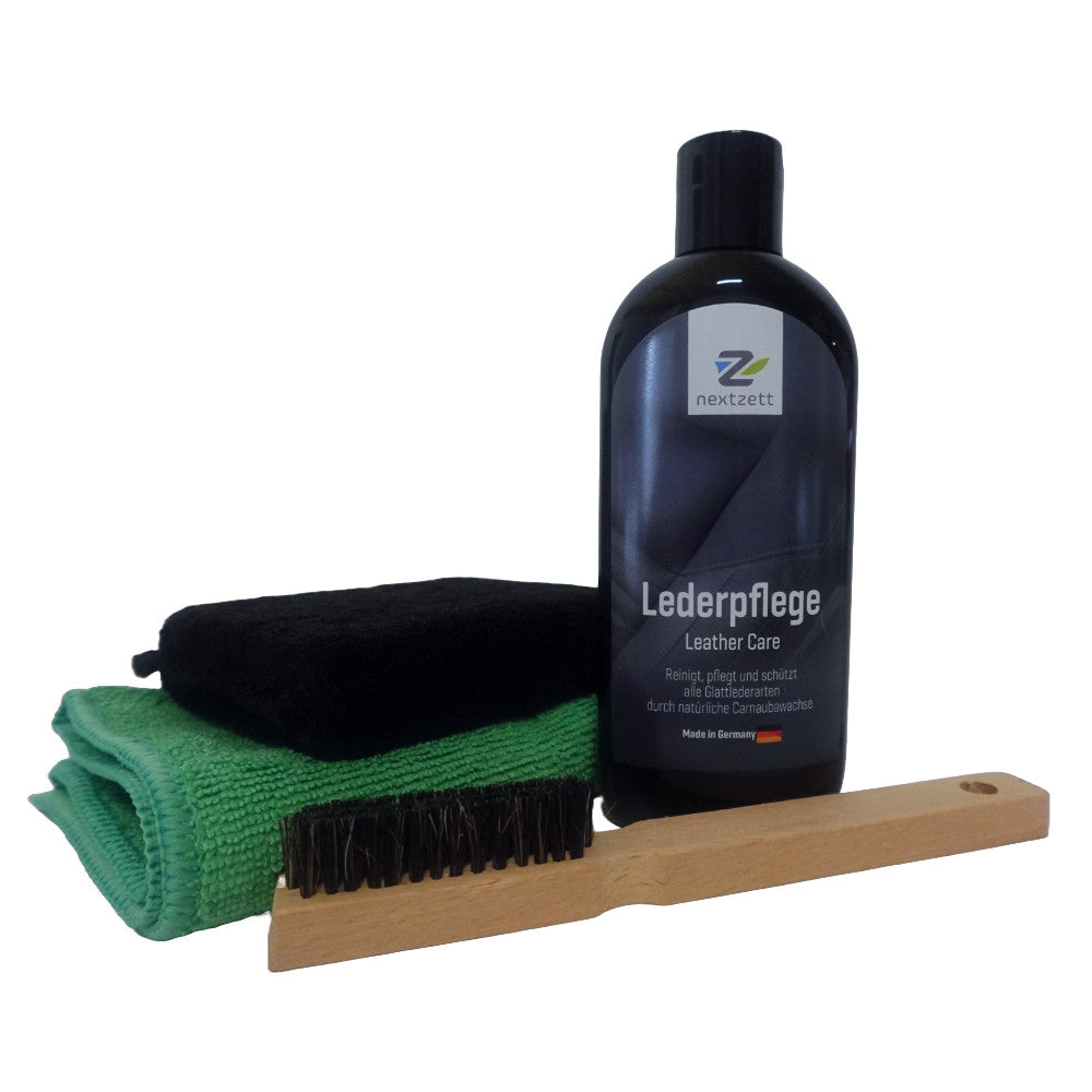 Leather Cleaner and Conditioner Kit